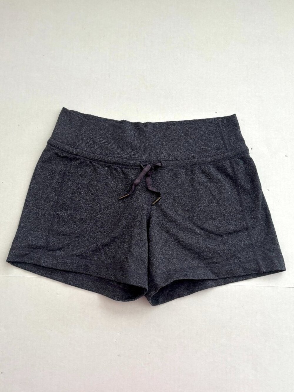 Lululemon Drawstring Shorts Size 6